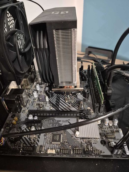 Intel Pentium Gold G6400, ASrock H510M-HDV/M.2 SE, M378A1K43CB2-CRC