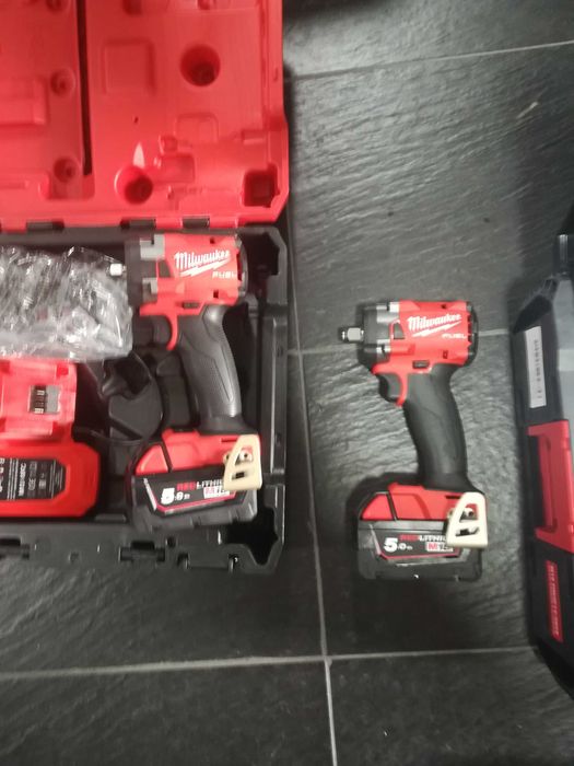 Milwaukee Fuel M18 Impact 3/8 completa com 2 baterias GEN-3