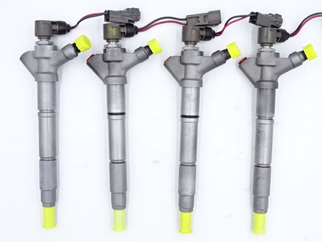 REGENEROWANY WTRYSK 23670-0R040 23670-0R041 TOYOTA 2.2 D-CAT.