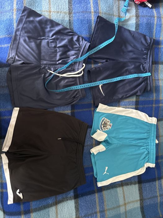 Футбольні шорти та футболки ,гетри на 8-10 р,ріст до 140