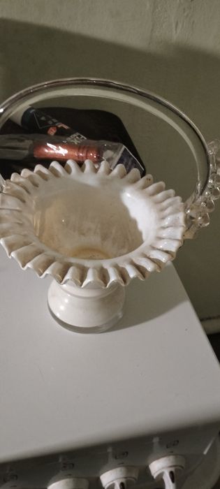 Koszyk szkło białe z PRL