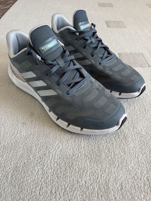 Продам кросівки Climacool 44р