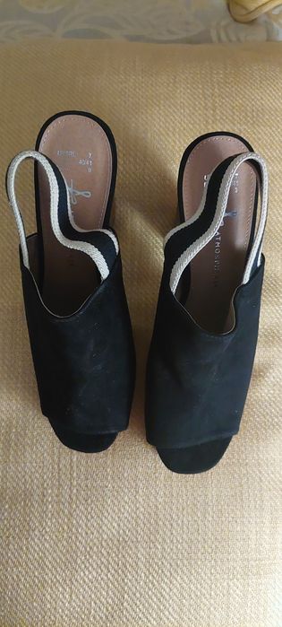 Sandálias altas 40/ 41 pretas de camurça