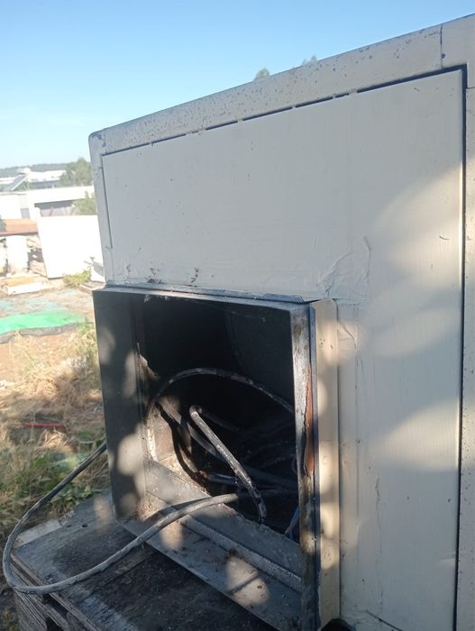 Equipamentos industriais, aspiração e AC para arcas