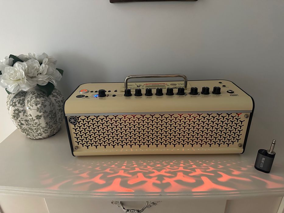 Yamaha thrii 30 wireless + line6 g10TII Novos!!