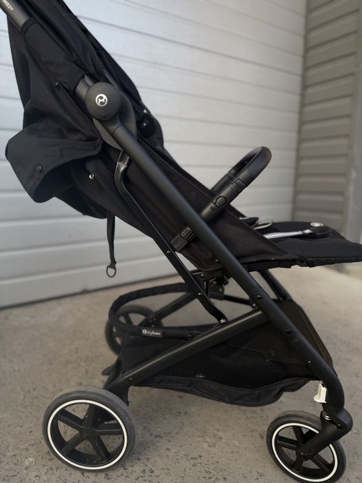 Прогулянкова коляска Cybex Beezy