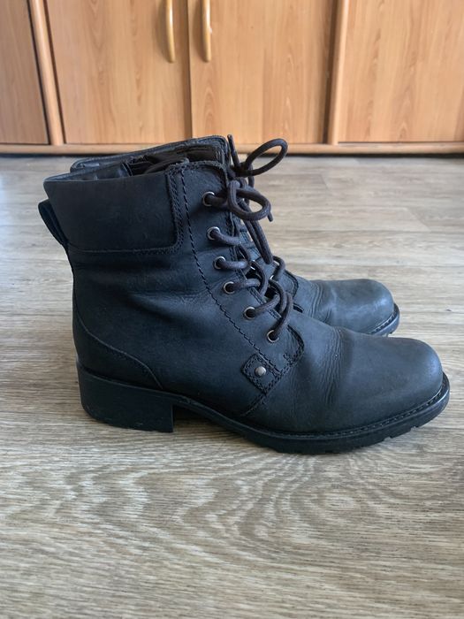 Черевики Clarks р.41 ботинки кожа деми кларкс