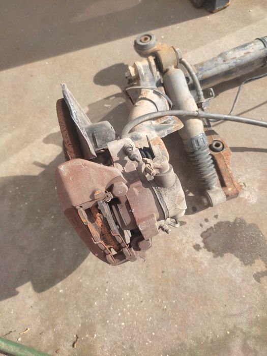 Eixo traseiro Saxo 1.6