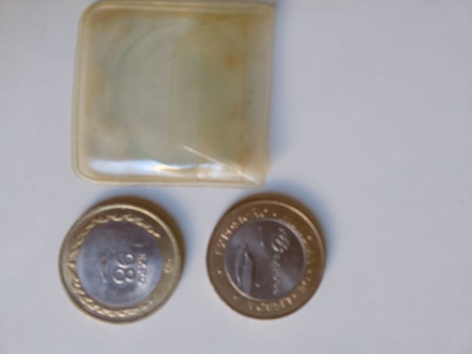 .Conjunto de 2 moedas comemorativas