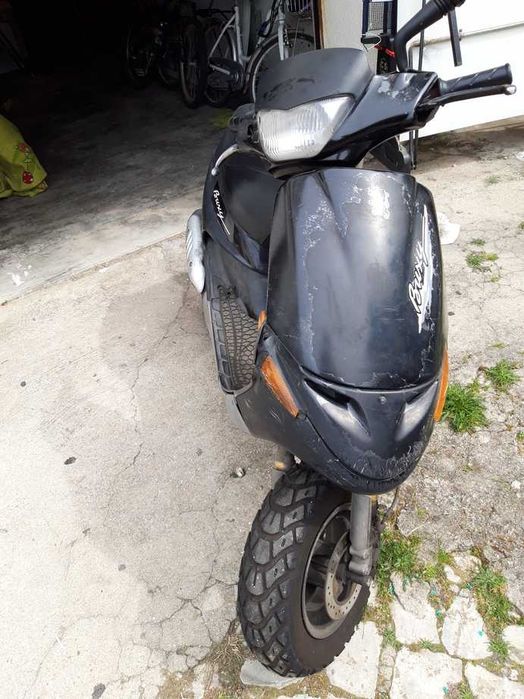 Scooter/mota Peugeot Buxy a bom preco