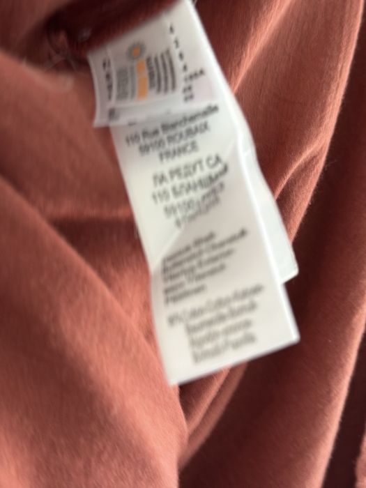 Vestido Anne Weyburn, cor de tijolo, 44, folhos na saia, forro
