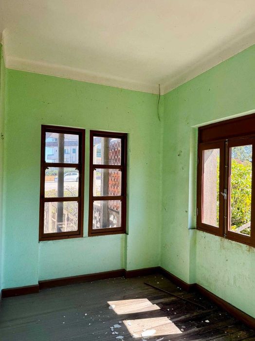 Moradia isolada com terreno de 1400m2