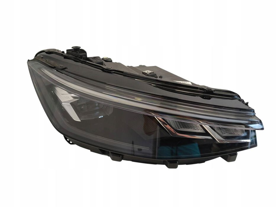 volkswagen passat b9 2024 komplet lampa przednia