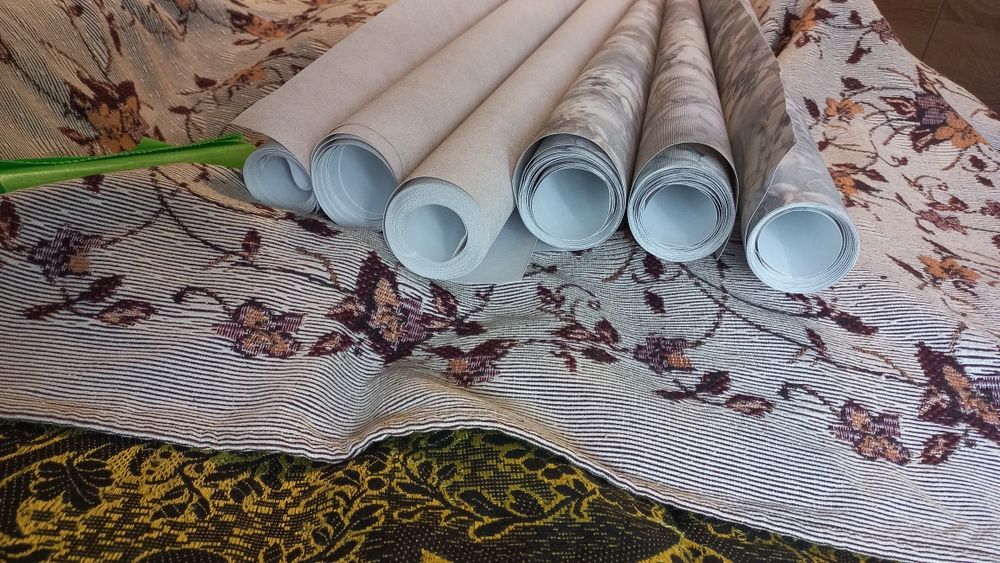 Остатки обоев ,дорогие,качественные