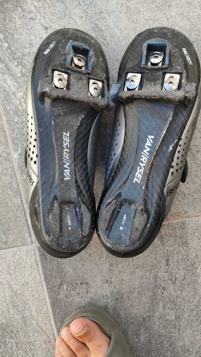 Sapatos de estrada