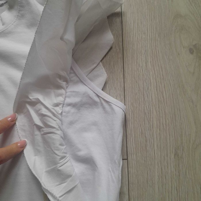 Bluzka damska z falbanami