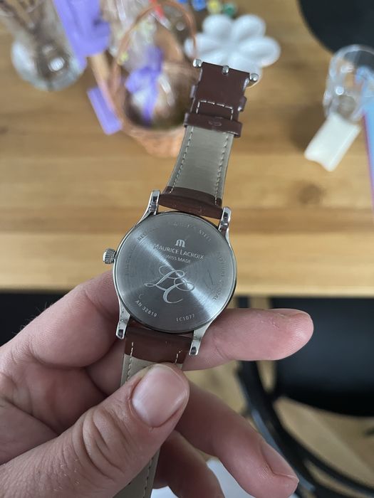 Maurice Lacroix LC1077