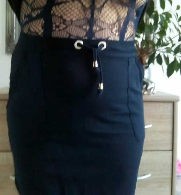 Spódnica dresowa mini,L