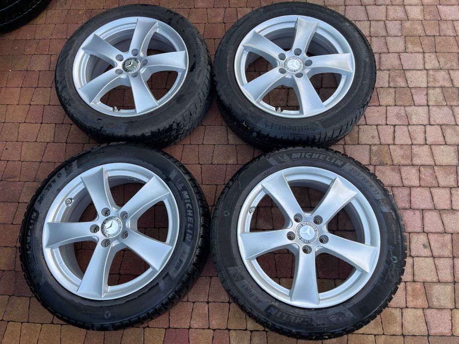 3899. Koła zimowe Mercedes A B CLA 5x112 ET44 205/55/17 24r 6.8/7.2mm