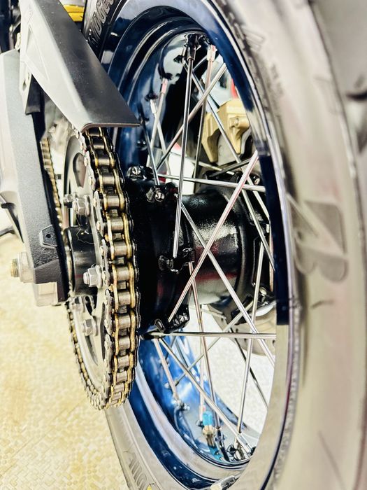 мотоцикл Triumph TIGER 800 XC в оригіналі тільки з Японії