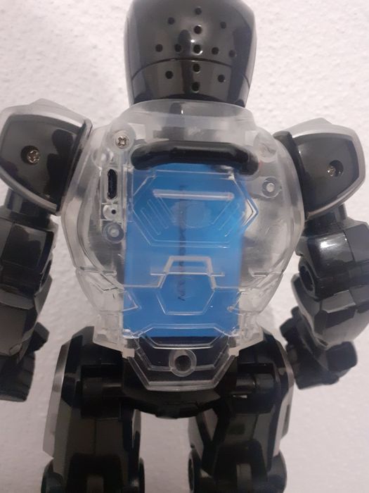 Robô/brinquedo eletrônico64584966592643121