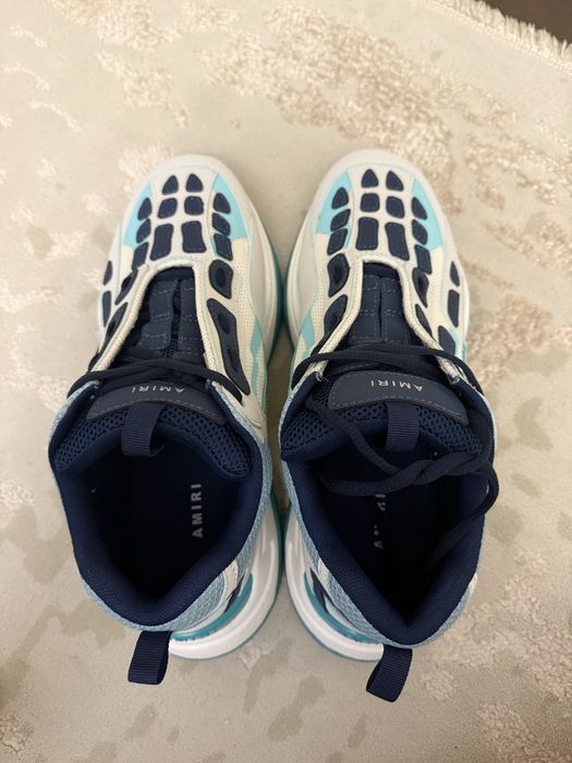 Amiri bon runner. Амири бон ранер