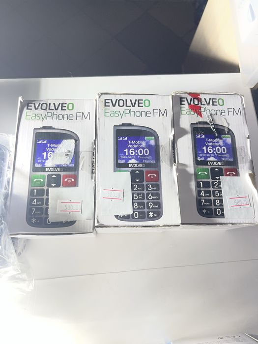 Телефон кнопочний. Мобільний .