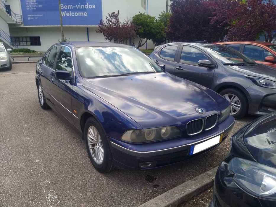 BMW 523i E39 (peças para venda)