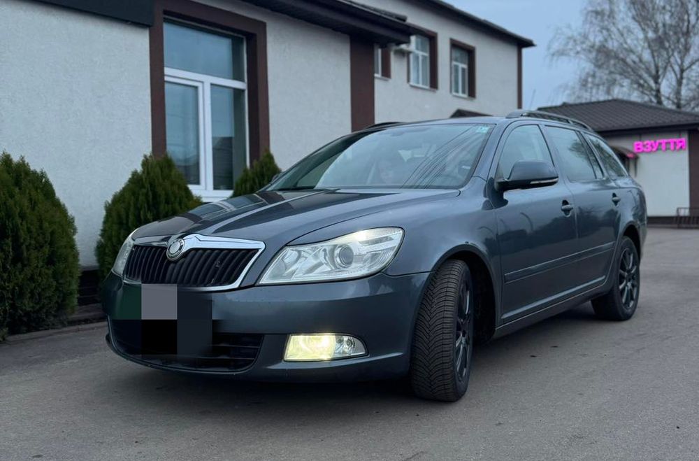 Шкода Октавія 2011