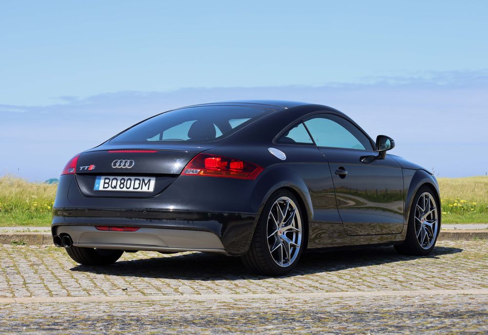 Audi TT Coupe 1.8 TFSI - Desde 180€ /mês