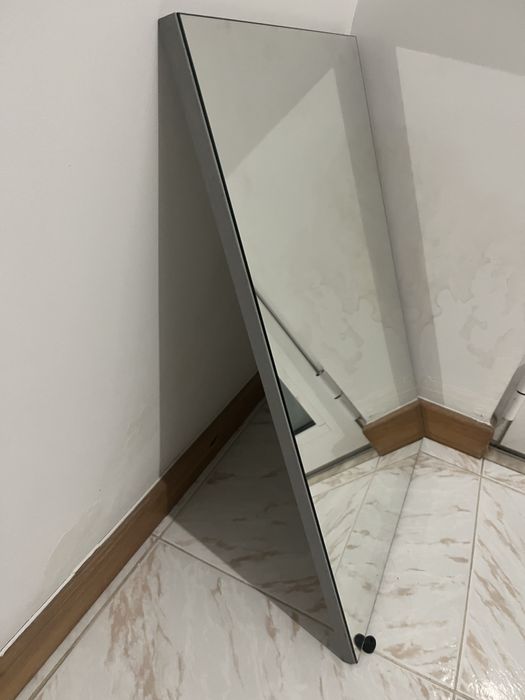 Armário de casa de banho + espelho