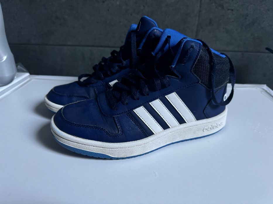 Аdidas кросівки 38 розмір