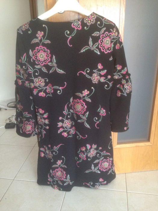 Vestido preto Chanavée