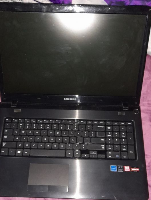 Laptopy samsung i dell