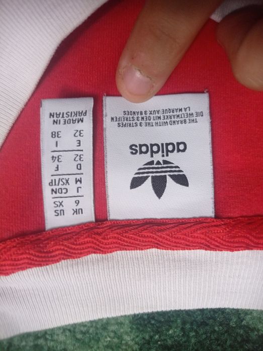 продам водолазку адидас ориг