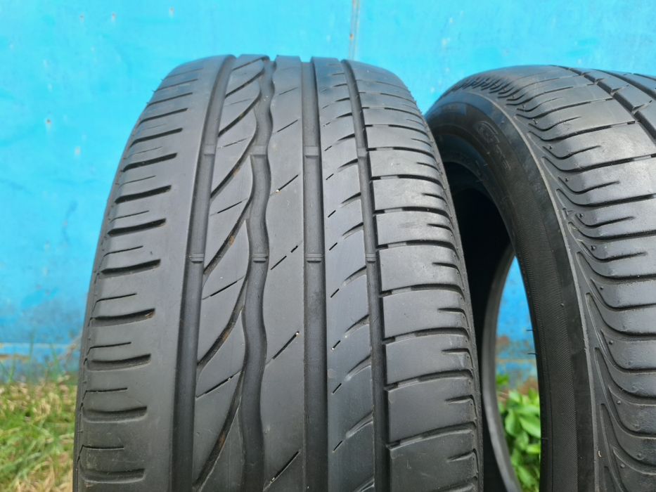 Шини 235/55R17 пара Bridgestone з Європи. Великий вибір.