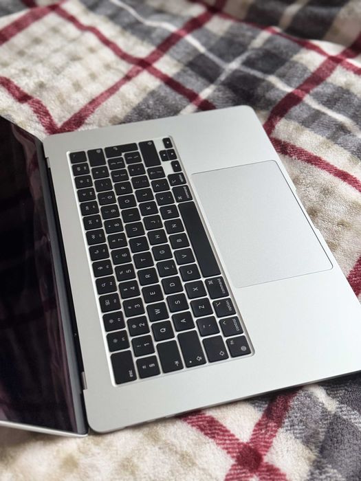 APPLE MacBook Air 2023 15.3" Retina M2 8GB RAM 256GB SSD macOS Srebrny