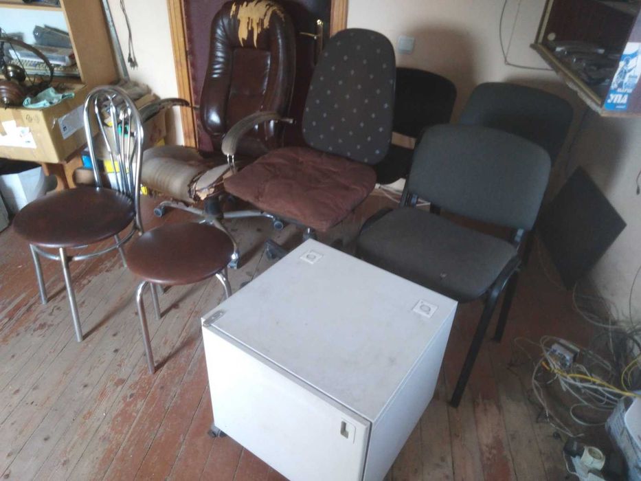 Меблі офісні, розпродаж