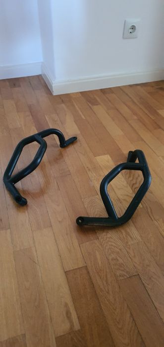 Vendo diverso  material para CFMOTO mt450