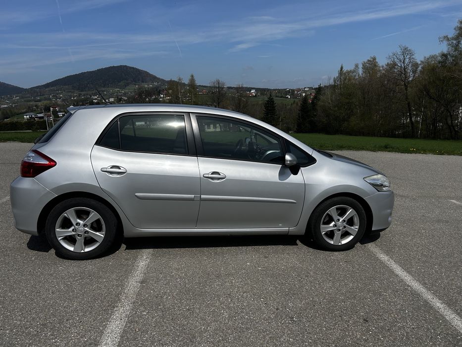 Toyota Auris 2.0