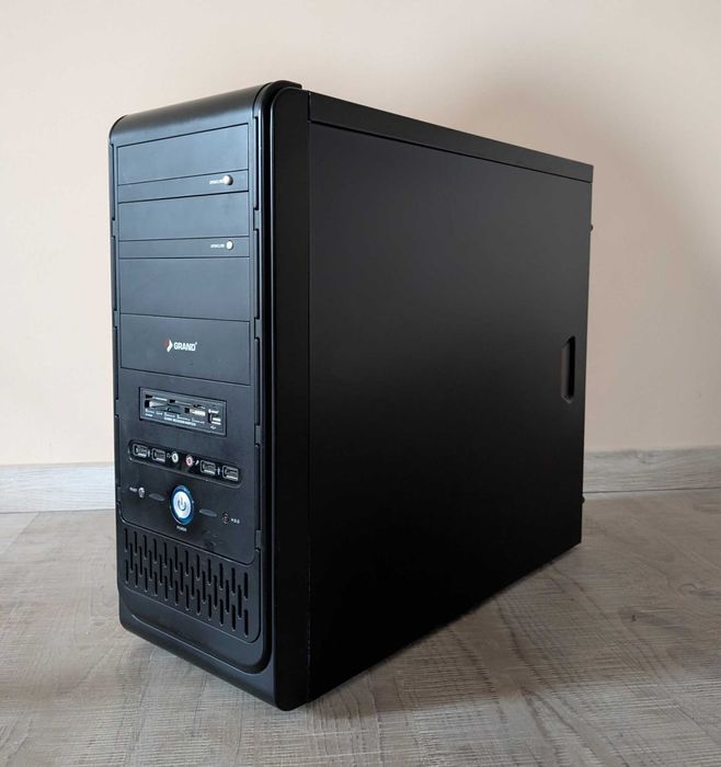 Комп'ютер + монітор / Core i7-860 / Radeon R7 240 2GB / 8GB RAM / SSD