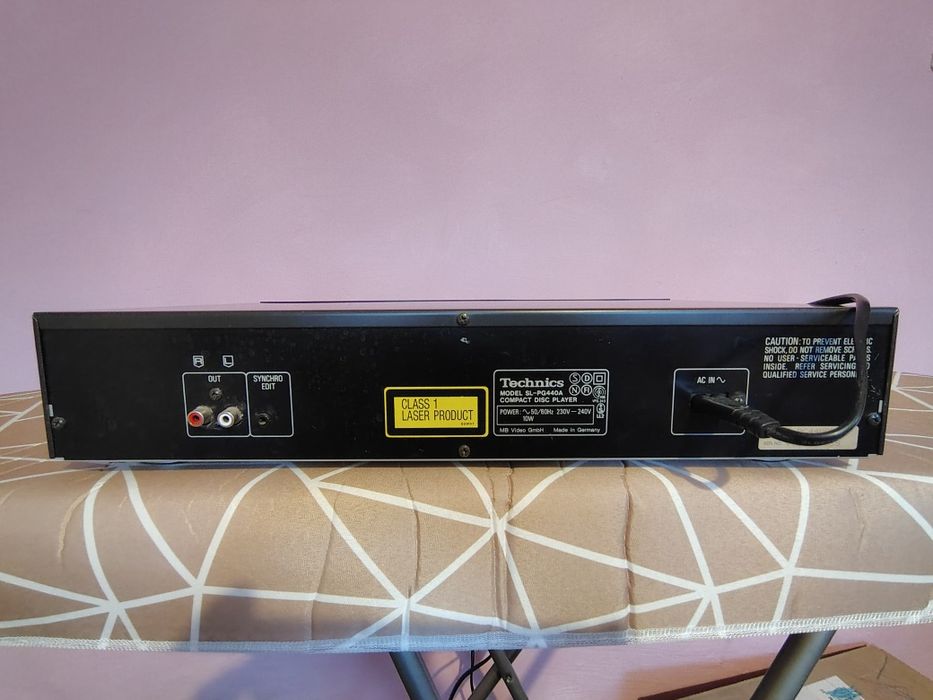 Odtwarzacz CD Technics SL PG 440A