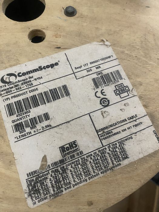 Cabo coaxial Rg6 Preto exterior autosuportado