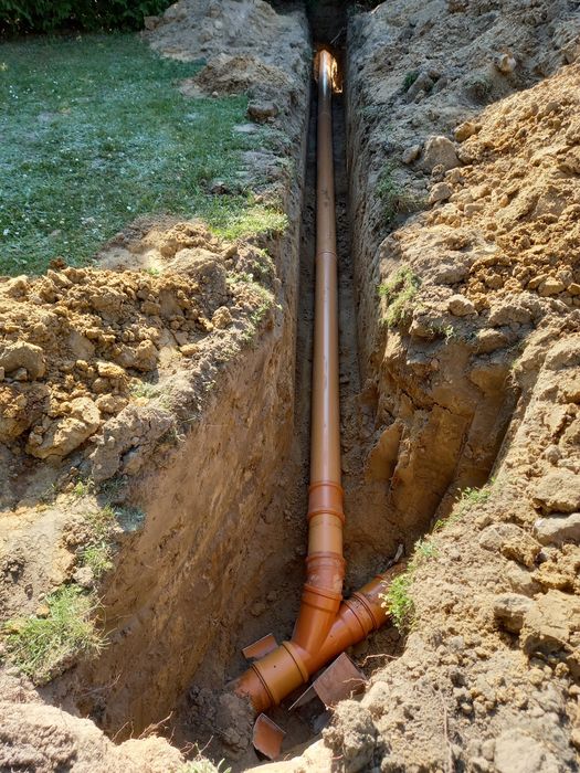 usługi minikoparką,przyłącza wod.-kan.