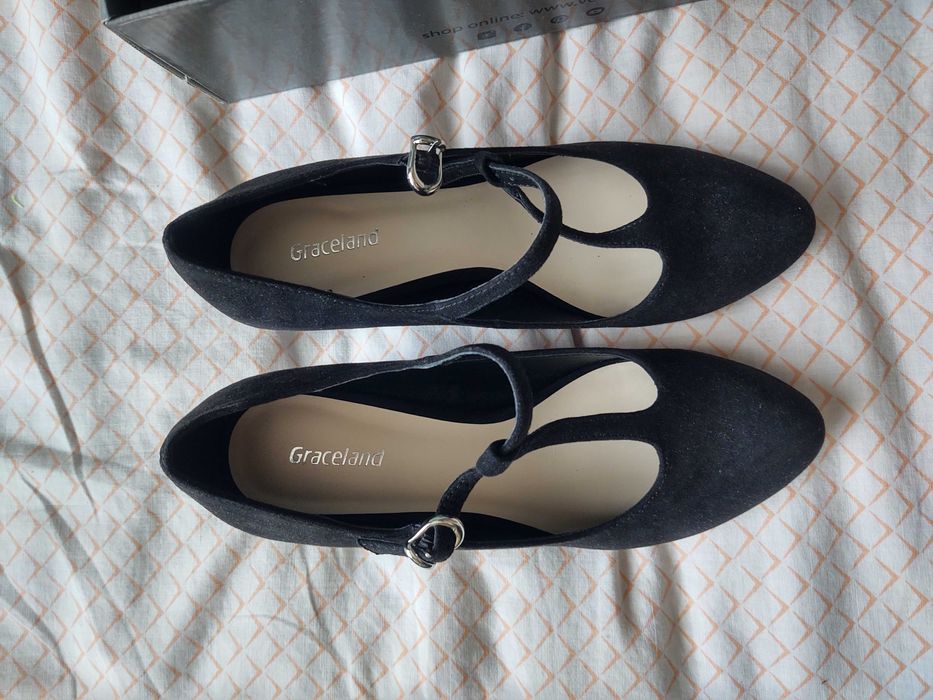 Czółenka czarne zamsz Deichmann