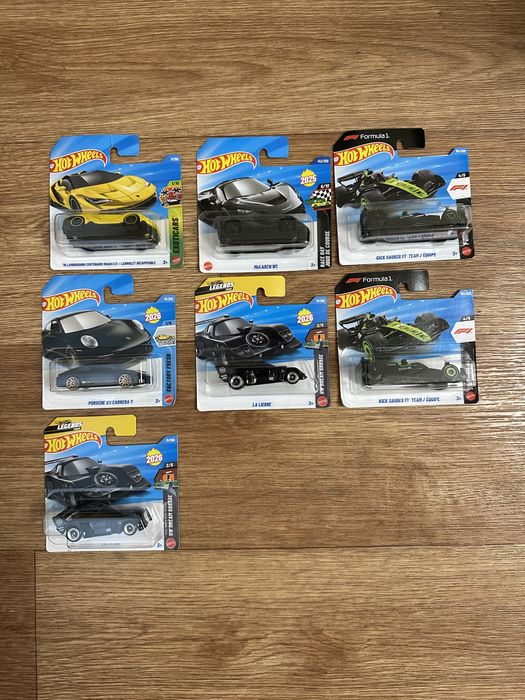 Машинки Hot Wheels