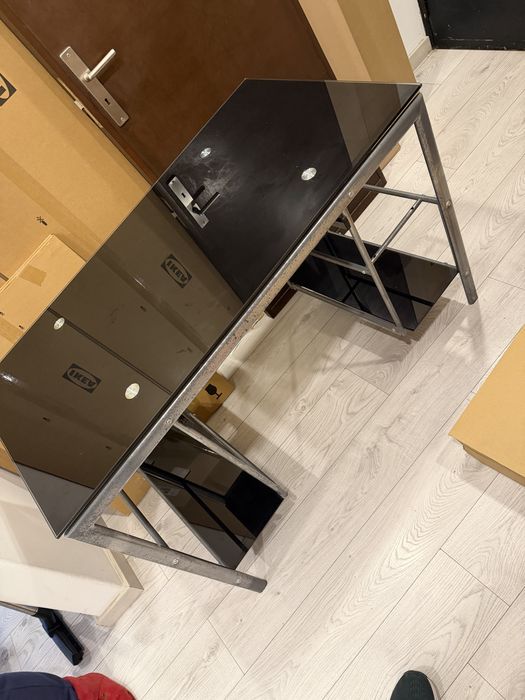 Secretária com boa arrumação