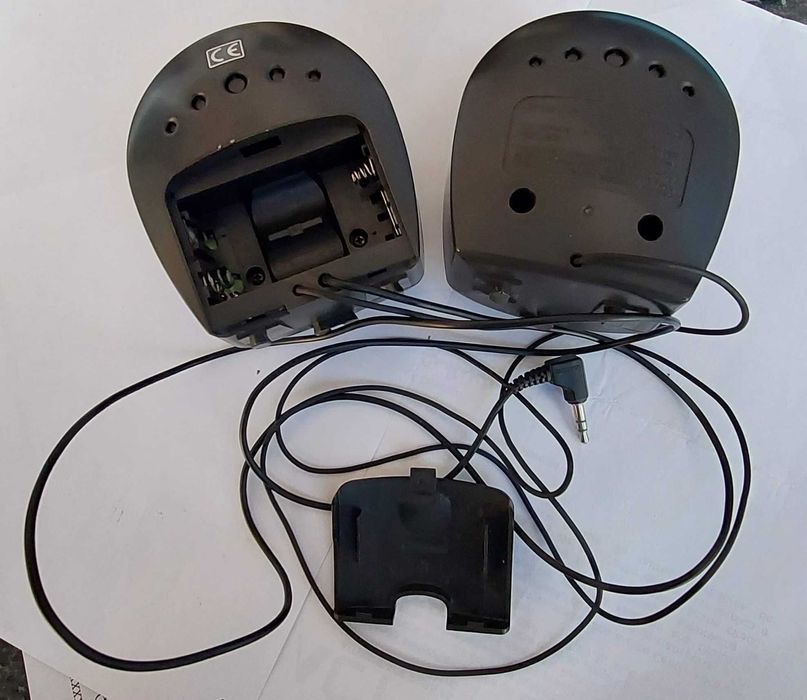 Mini Colunas Portáteis SONY (amplificadas com pilhas)