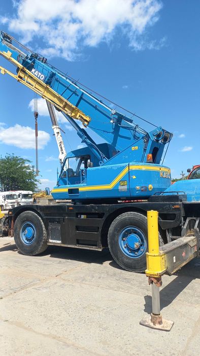 Автокран 25 тонн KATO CR-250