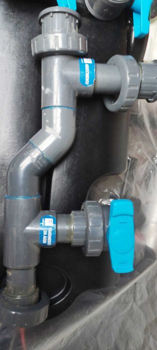 Válvulas e uniões para tubos PVC